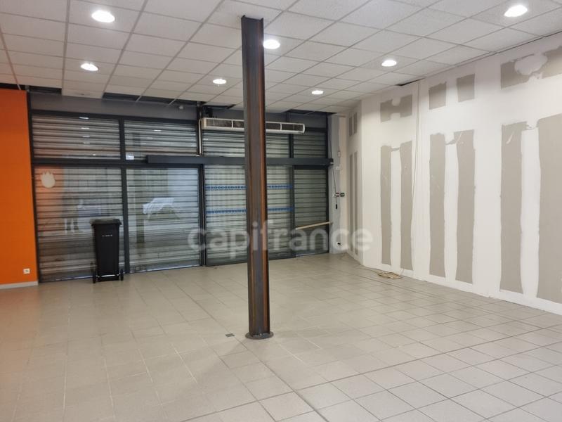 Maison - 570 m² - 11 pièces