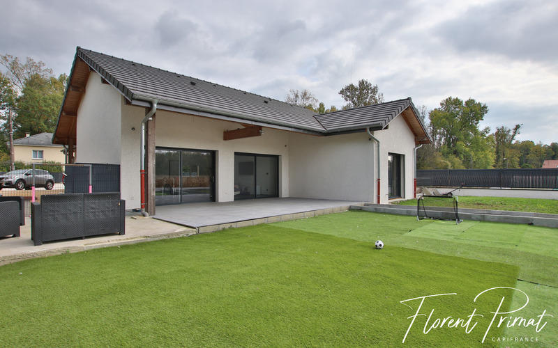 Maison - 107 m² - 5 pièces