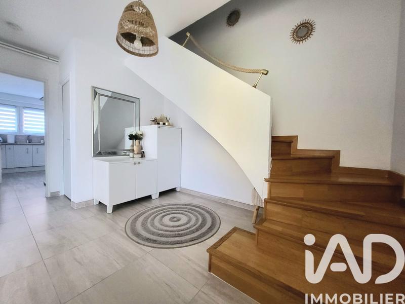 Maison de ville - 111 m² - 5 pièces