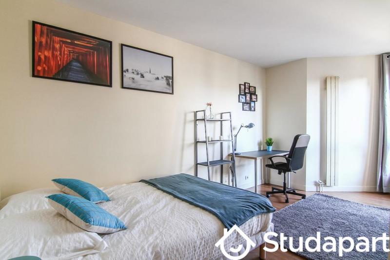 Chambre - 11 m² - 1 pièce