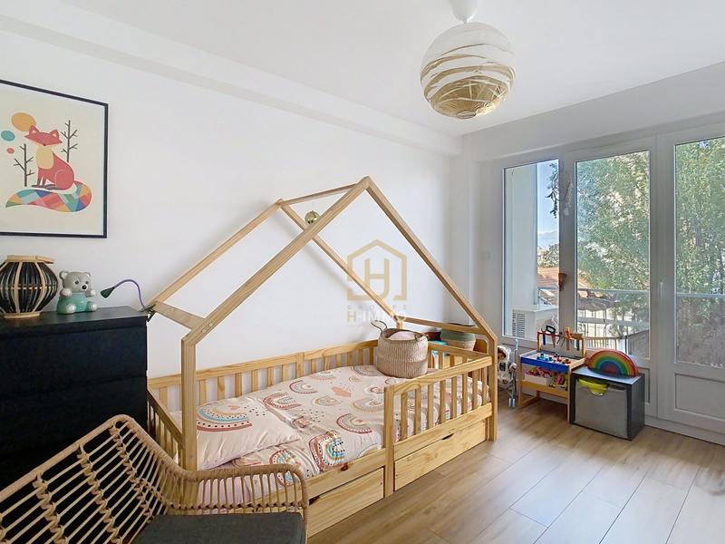 Appartement - 85 m² - 4 pièces