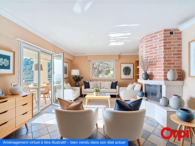 Maison - 222 m² - 8 pièces