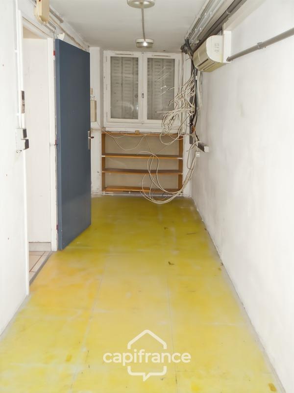 Bureau - 95 m² - 4 pièces