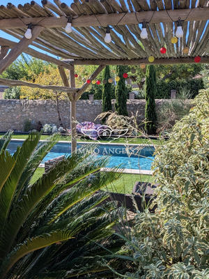 Bastide - 195 m² - 6 pièces