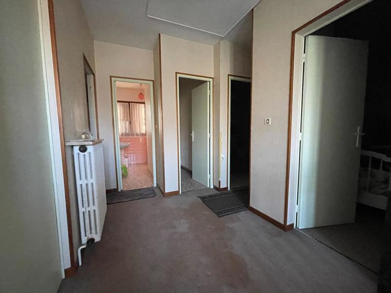 Maison - 192 m² - 10 pièces