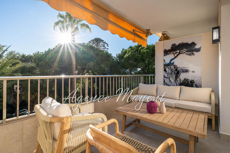 Appartement - 98 m² - 3 pièces