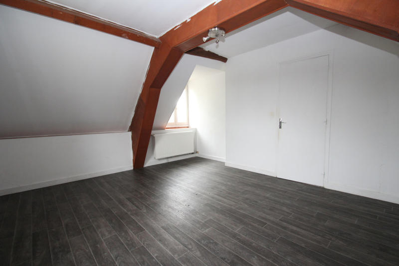 Maison - 93 m² - 4 pièces