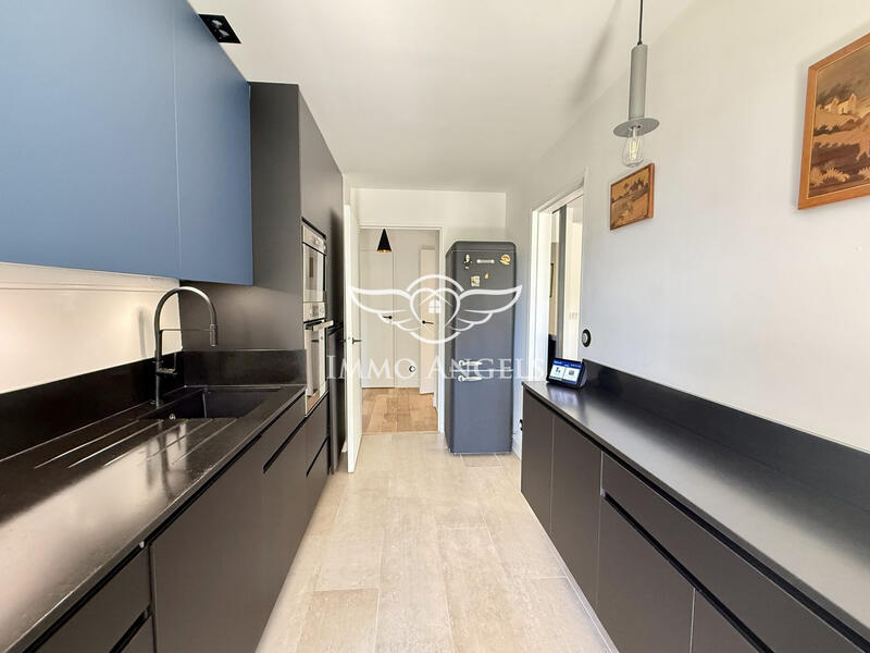 Appartement - 87 m² - 4 pièces