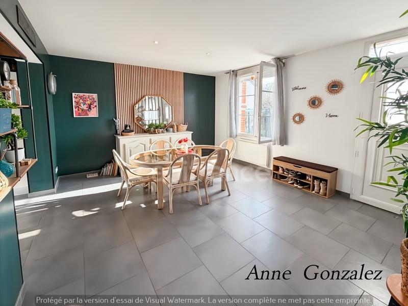 Maison de ville - 138 m² - 7 pièces