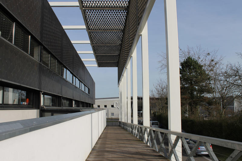 Spectacle : ne lui parlez pas alsacien ! (il va attraper l'accent !)