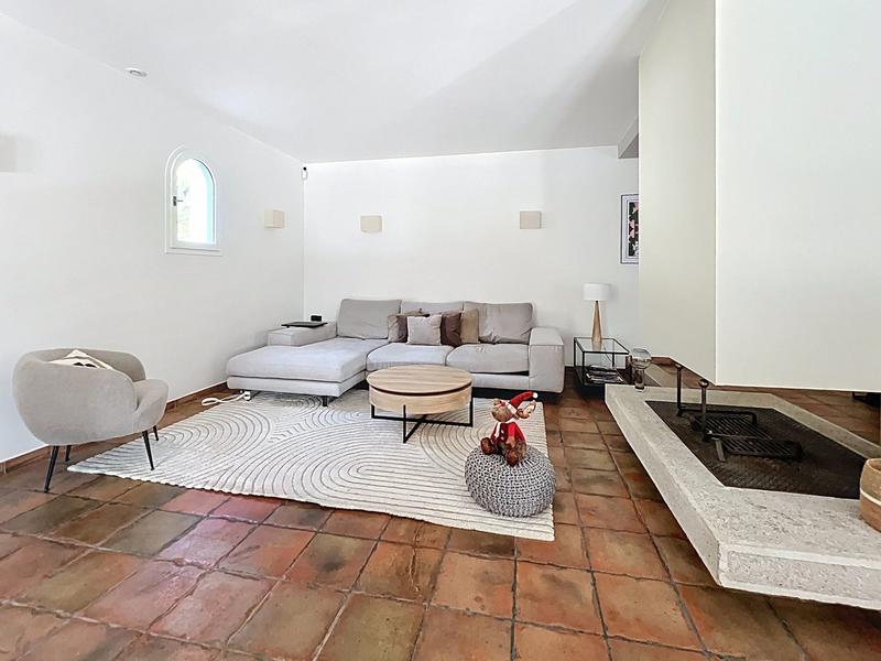 Villa - 146 m² - 6 pièces