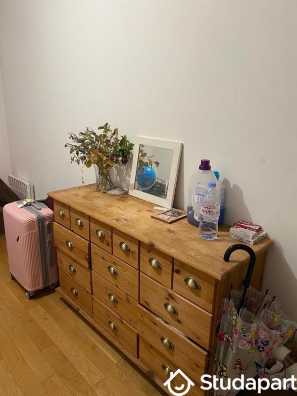 Chambre - 11 m² - 1 pièce