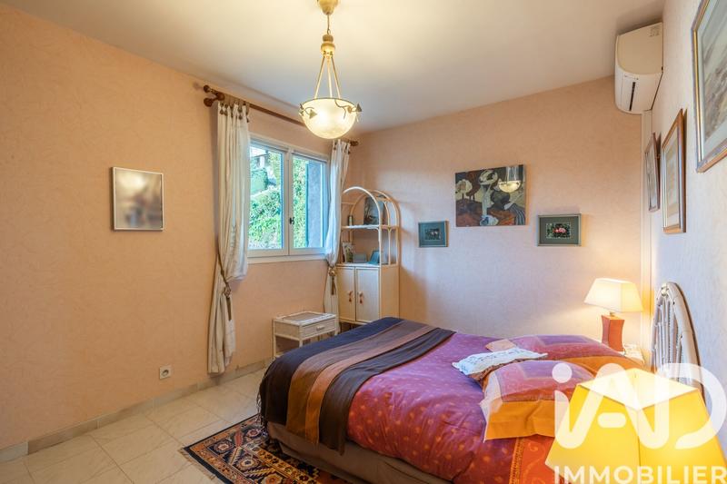 Maison - 172 m² - 7 pièces