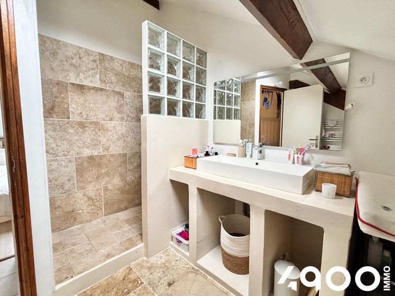 Maison - 102 m² - 5 pièces