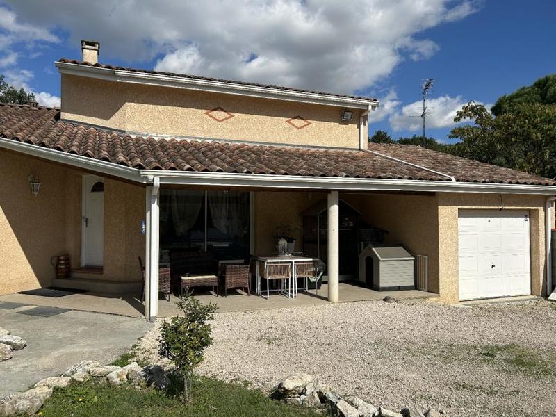 Maison - 123 m² - 6 pièces