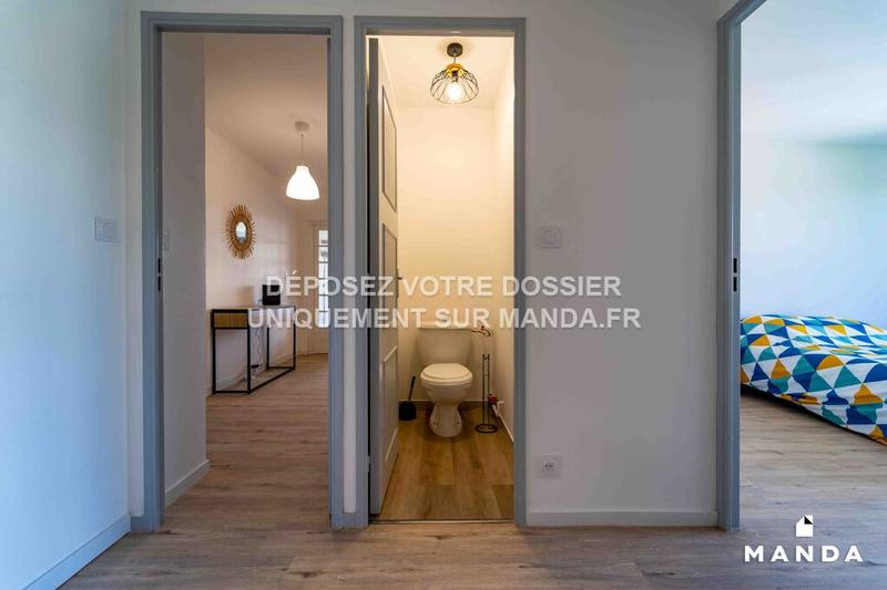 Chambre - 10 m² - 5 pièces