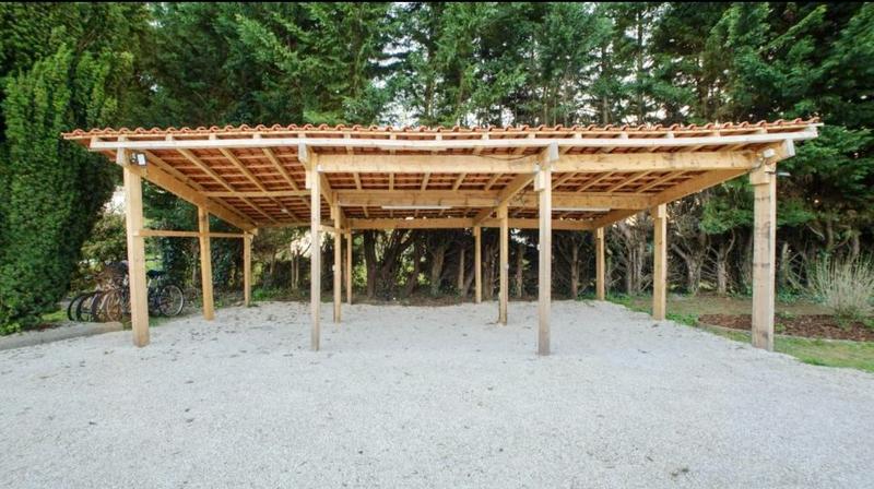 Maison - 226 m² - 10 pièces