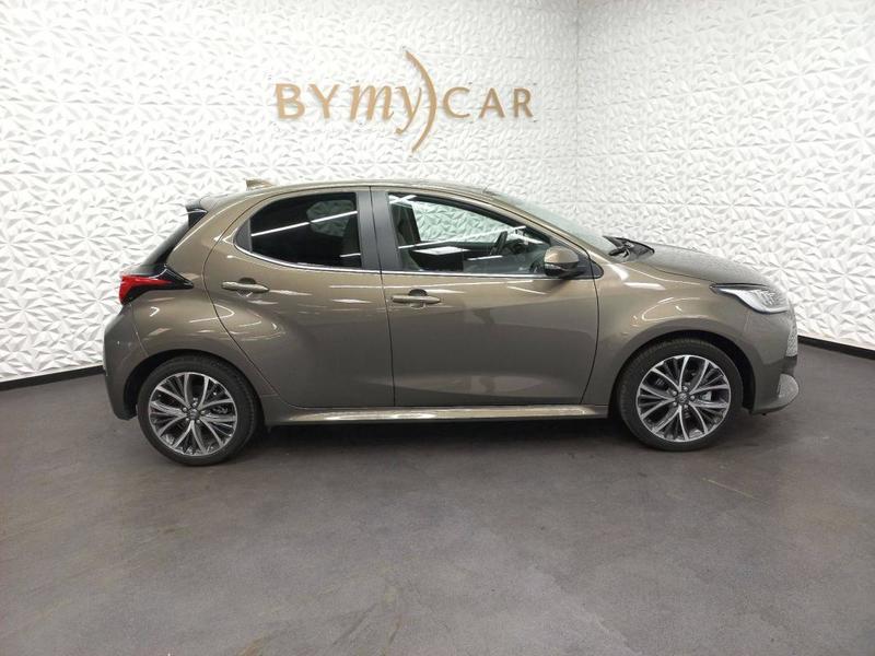 Toyota Yaris Hybride My22 116h Iconic
