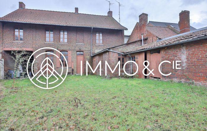 Maison - 220 m² - 6 pièces