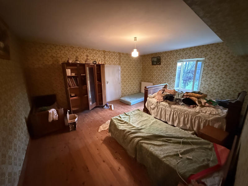 Maison - 150 m² - 4 pièces