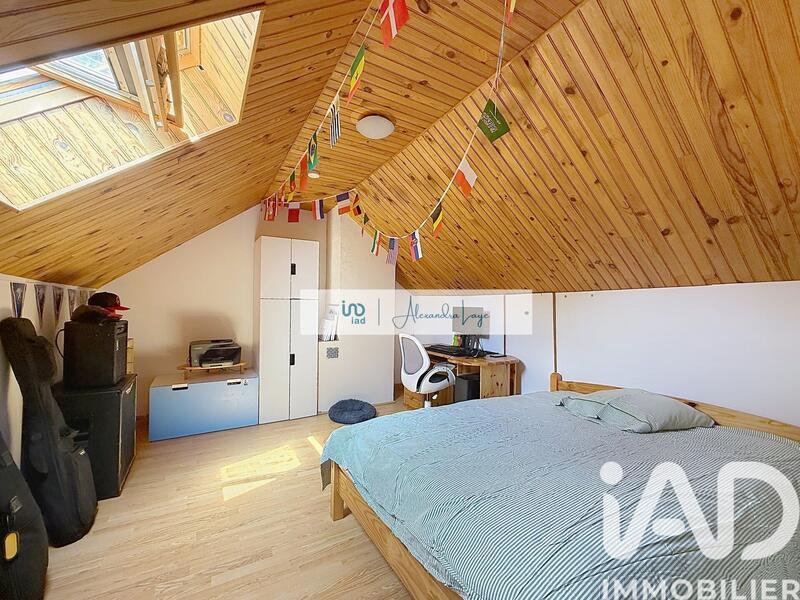 Maison - 160 m² - 6 pièces