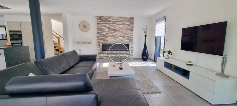 Villa - 150 m² - 5 pièces