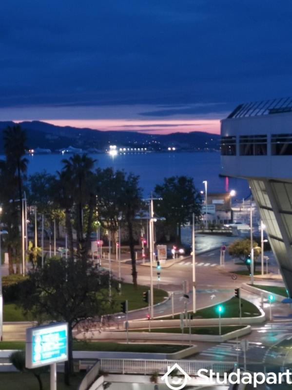 Chambre - 9 m² - 1 pièce