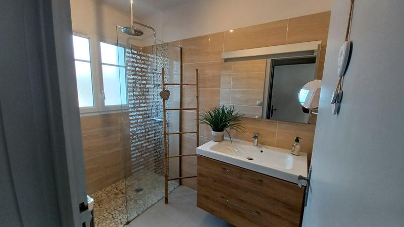 Maison - 101 m² - 6 pièces