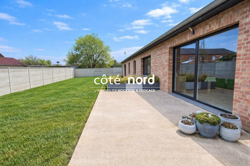 Maison - 208 m² - 7 pièces