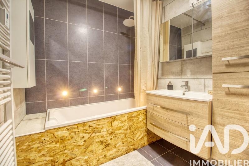 Appartement - 70 m² - 3 pièces