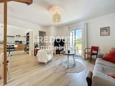 Maison - 105 m² - 6 pièces