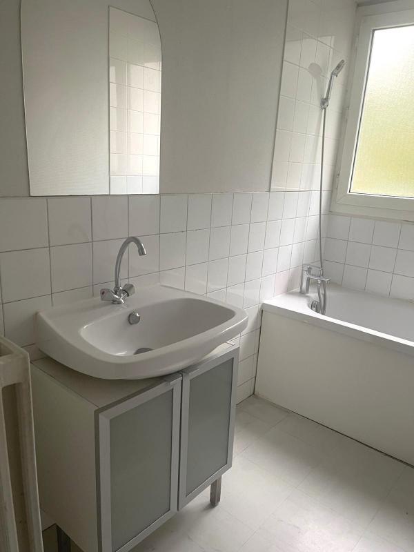 Appartement ancien - 64 m² - 3 pièces