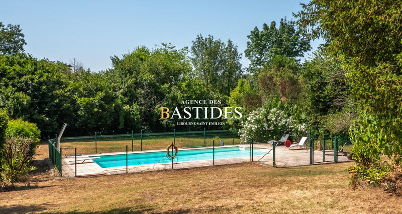 Château - 377 m² - 11 pièces