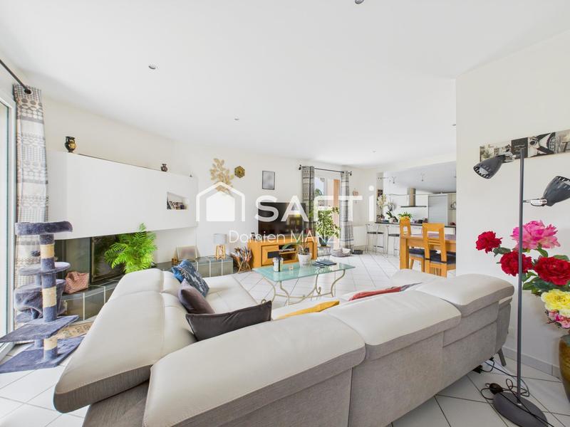 Maison - 122 m² - 5 pièces