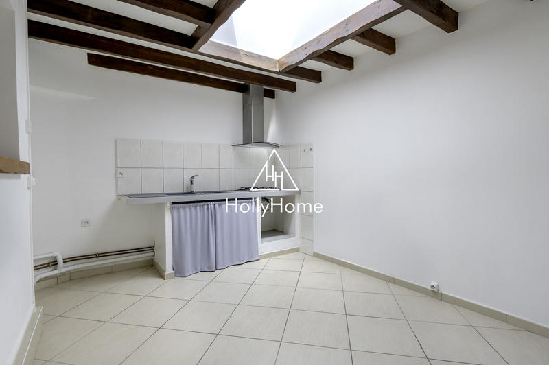 Maison - 290 m² - 8 pièces