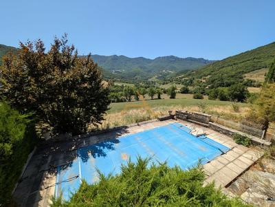 Maison en pierre - 140 m² - 6 pièces