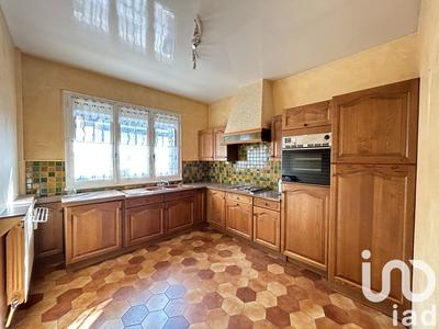 Maison - 140 m² - 7 pièces