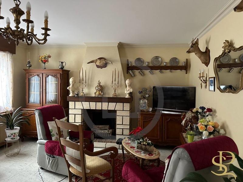 Maison - 150 m² - 7 pièces