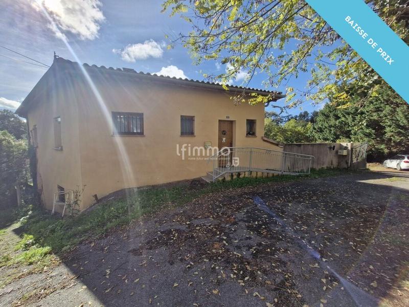 Maison - 280 m² - 10 pièces