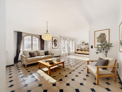 Maison - 186 m² - 4 pièces