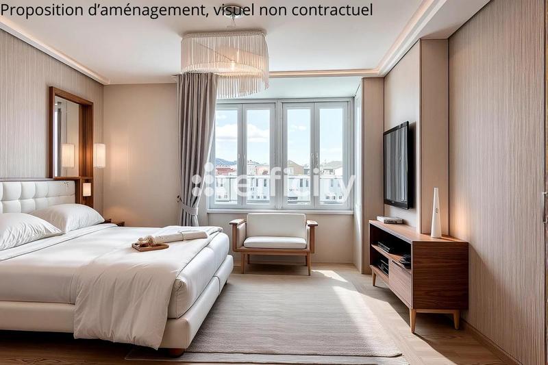 Appartement - 169 m² - 8 pièces