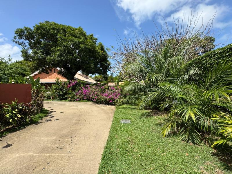 Maison - 233 m² - 6 pièces