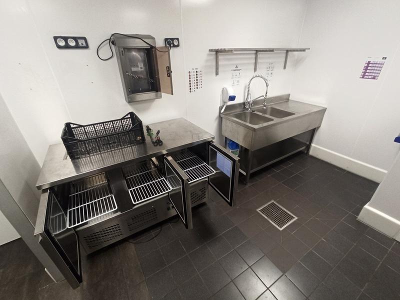 Local commercial - 320 m²