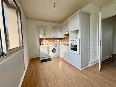 Appartement - 68 m² - 4 pièces