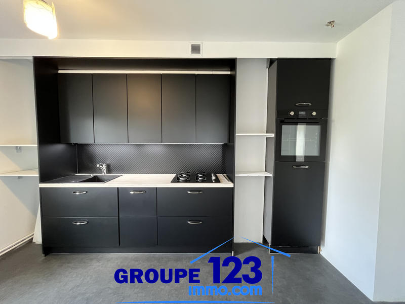 Appartement - 85 m² - 3 pièces