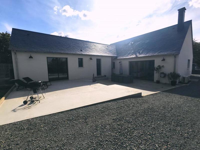 Pavillon - 130 m² - 7 pièces