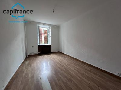 Maison de village - 92 m² - 3 pièces