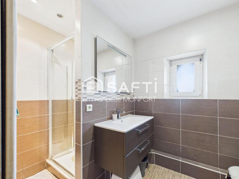 Maison - 166 m² - 6 pièces