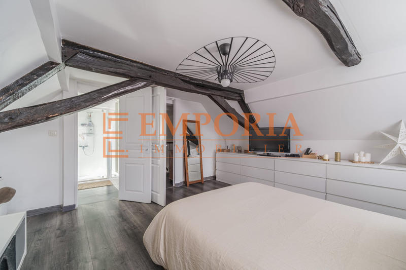 Maison - 91 m² - 6 pièces