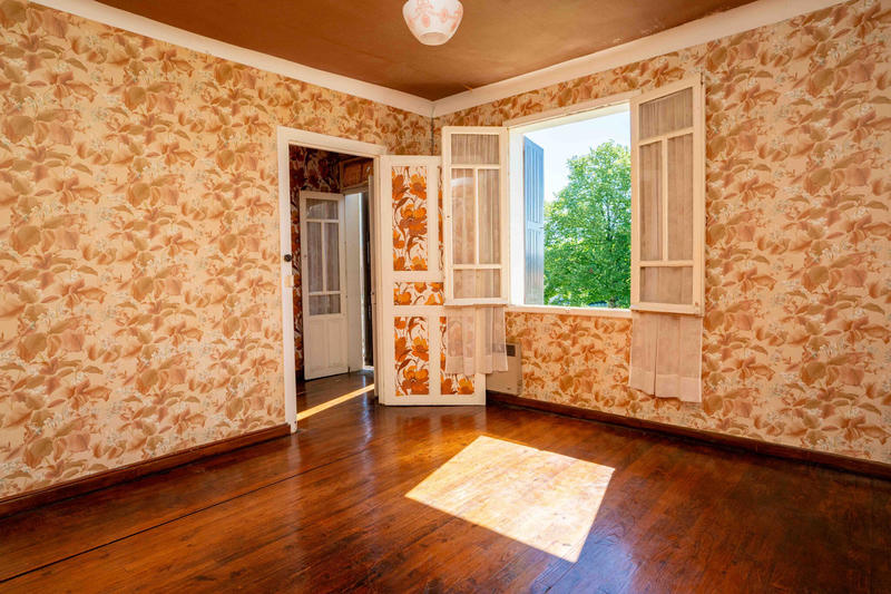 Maison - 213 m² - 5 pièces